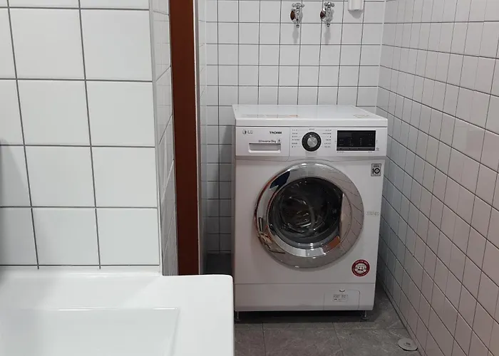 Meili Apartment *