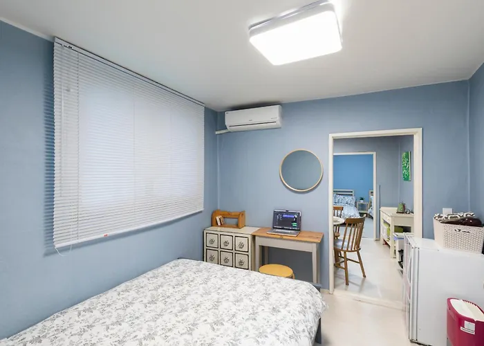 Meili Apartment *